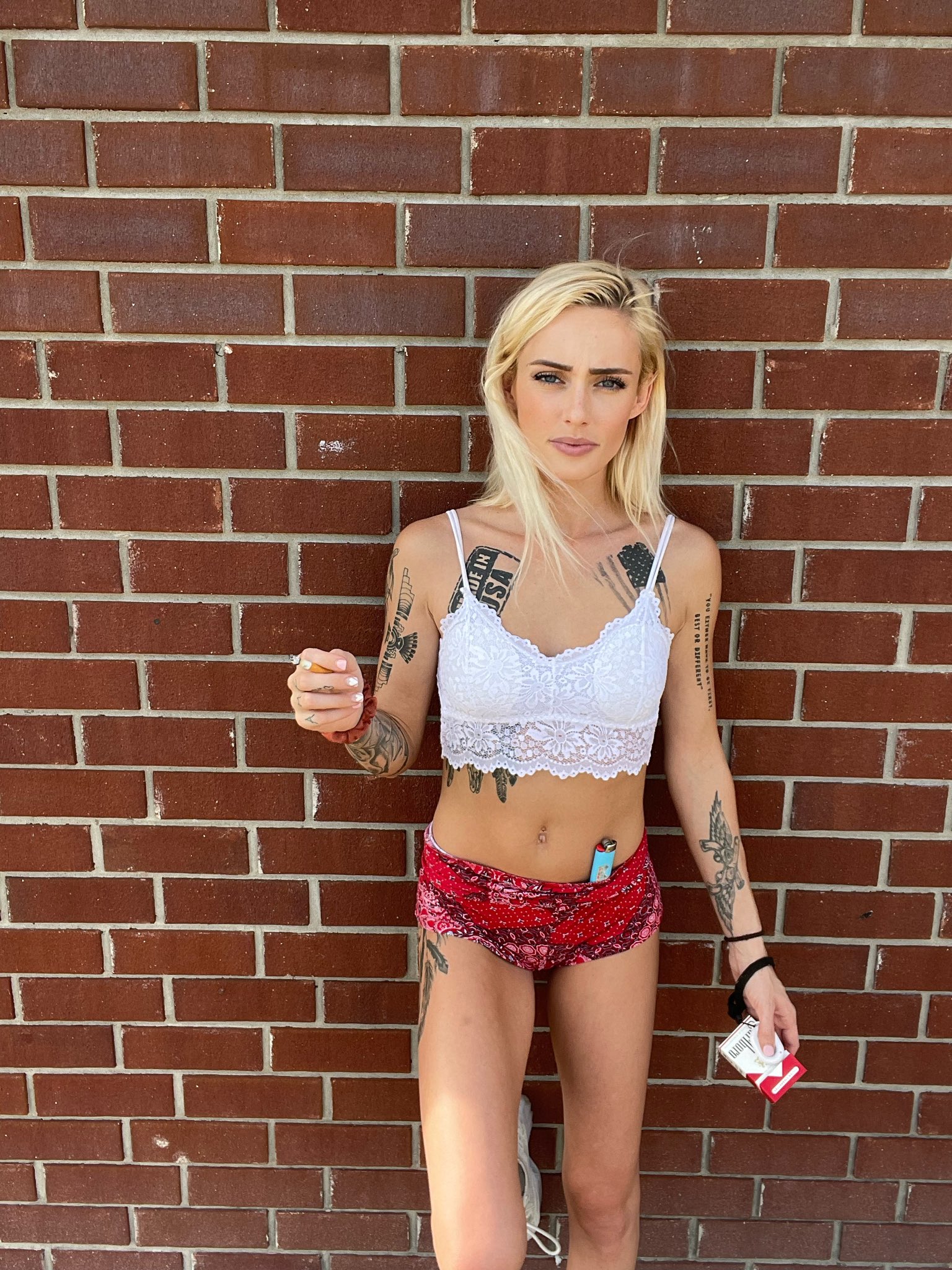 Barbie Porter on Twitter: "Smoking is bad https://t.co/k4AWcclvC3