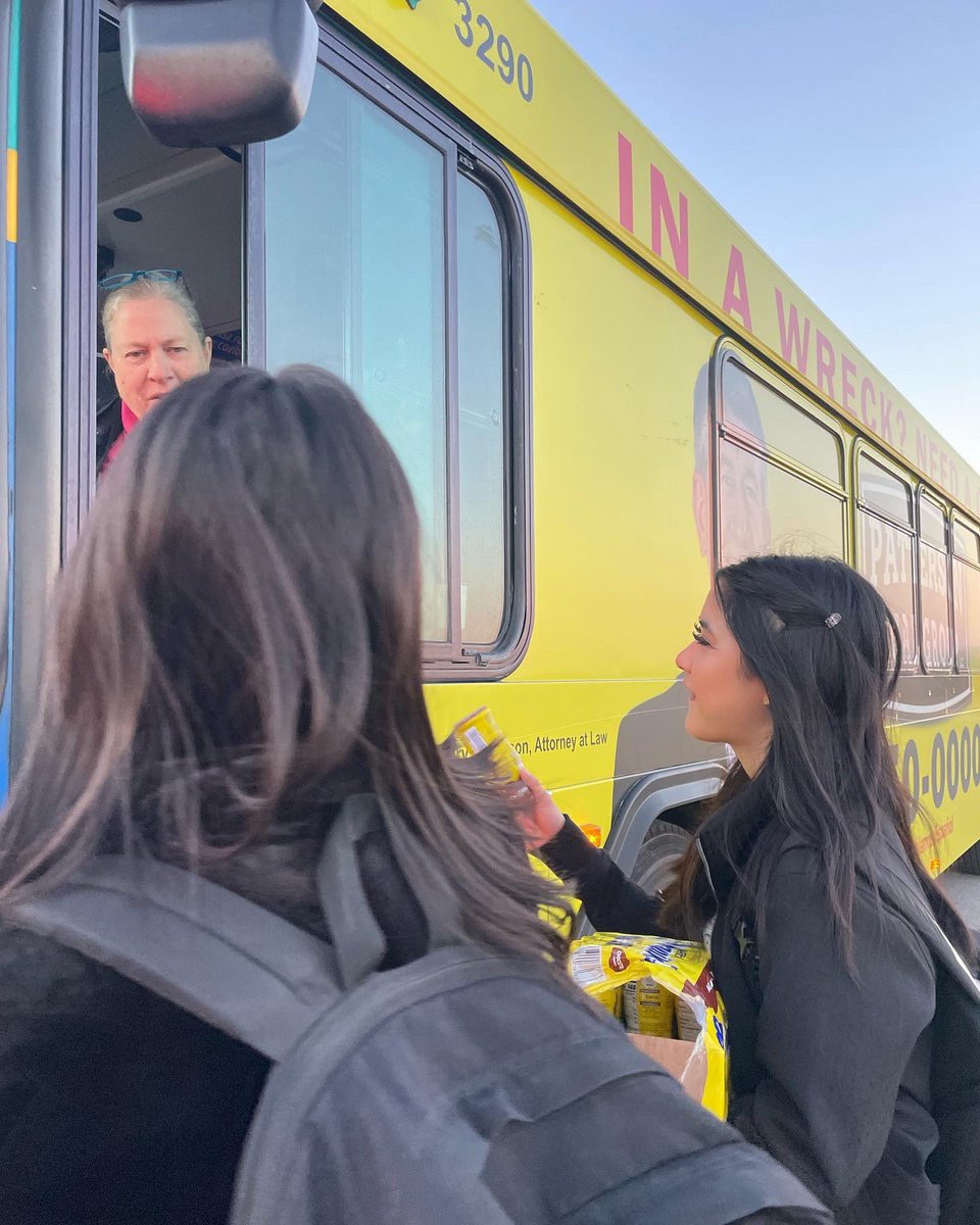 sehsstugo's tweet photo. On Kansas School Transportation Appreciation Day, your StuGo handed out milk and muffins this morning, to say, “Thank you for all the work you do!” We LOVE our bus drivers!! 🤍 #GoBuffs #WPSPROUD https://t.co/4IX1RQAN29