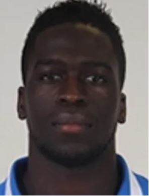 FcPankow's tweet photo. Transferticker 🔵⚪️ Mit Ghyslain Dibekou 🇨🇬 trifft die dringend benötigte Verstärkung auf der defensiven Außenbahn ein. Der 32-jährige Routinier kann jeweils 107 2. &amp; 3.Liga-Einsätze vorweisen und wechselt berlinintern für eine Ablöse von 1,35M€ vom Ligakonkurrenten Estragon FC. https://t.co/dzAyhdLd58