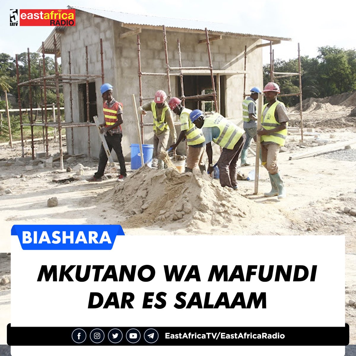 eastafricatv's tweet photo. #BIASHARA Kampuni ya Magic Builder's International ltd inayojihusisha na uzalishaji wa bidhaa za ujenzi ikiwemo bidhaa ya white skim wall putty, imeandaa mkutano mkubwa wa mafundi katika Jiji la Dar es Salaam ikilenga kuwapa elimu juu matumizi ya bidhaa hizo Ili kuongeza weledi. https://t.co/XoEujkoQMI