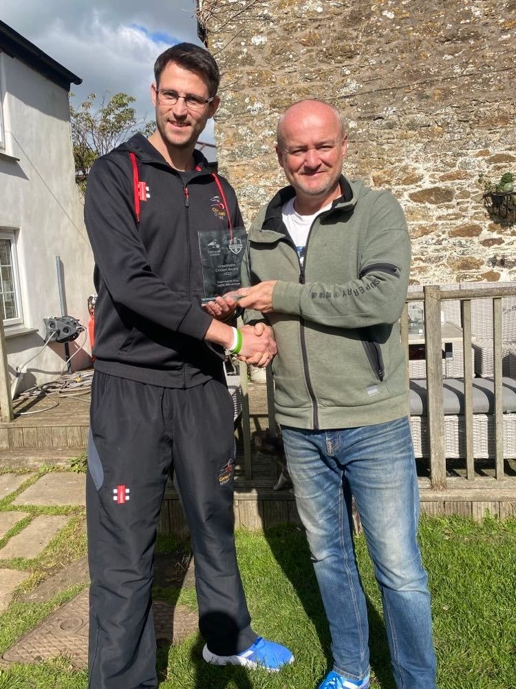CornwallCricket's tweet photo. Justin Hemmings of @thesaints_cc couldn't make the awards night but here he is receiving his safe hands award from @cornwallcricket very own Chris Anderson https://t.co/6CPP9YF2xb