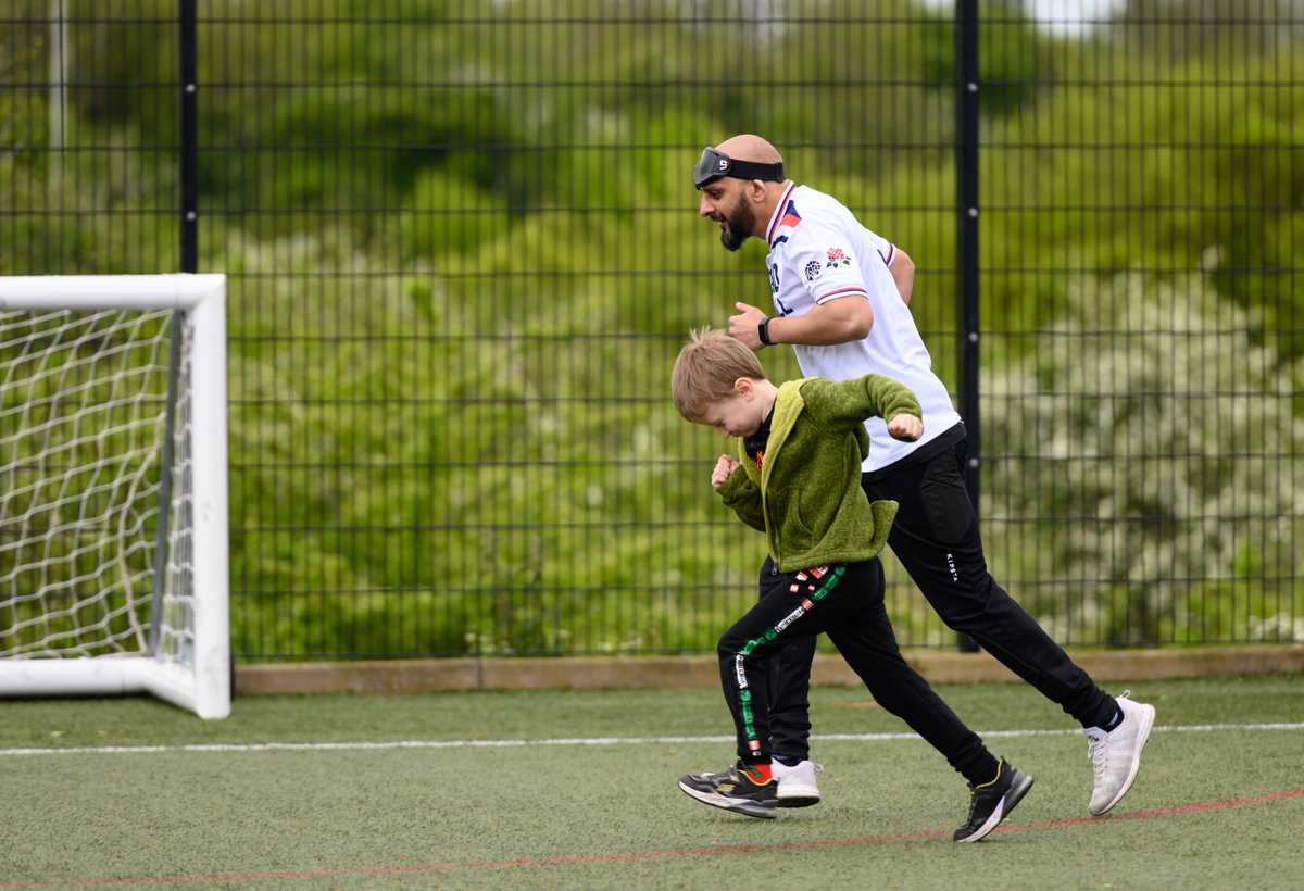 Does your organisation work across sport &amp; physical activity? 

The ReTrain to ReTain programme, funded by <a href="/Sport_England/">Sport England</a>, provides a range of funded &amp; free training resources for volunteer coaches, employed coaches &amp; fitness professionals.

Find out more: ukcoaching.org/our-campaigns/…