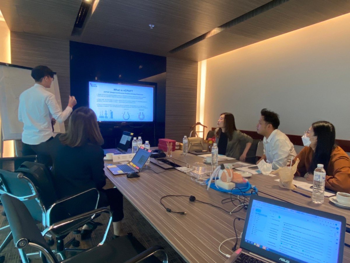 TaiwanCreate's tweet photo. Day 2 - Asia Health. Product training to our partner, Realmed in Bangkok. #createbiotech #bubblecpap #ncpap #flowsensor #mapleson #respiratorycare #nivmask https://t.co/ly2cQSaOY3
