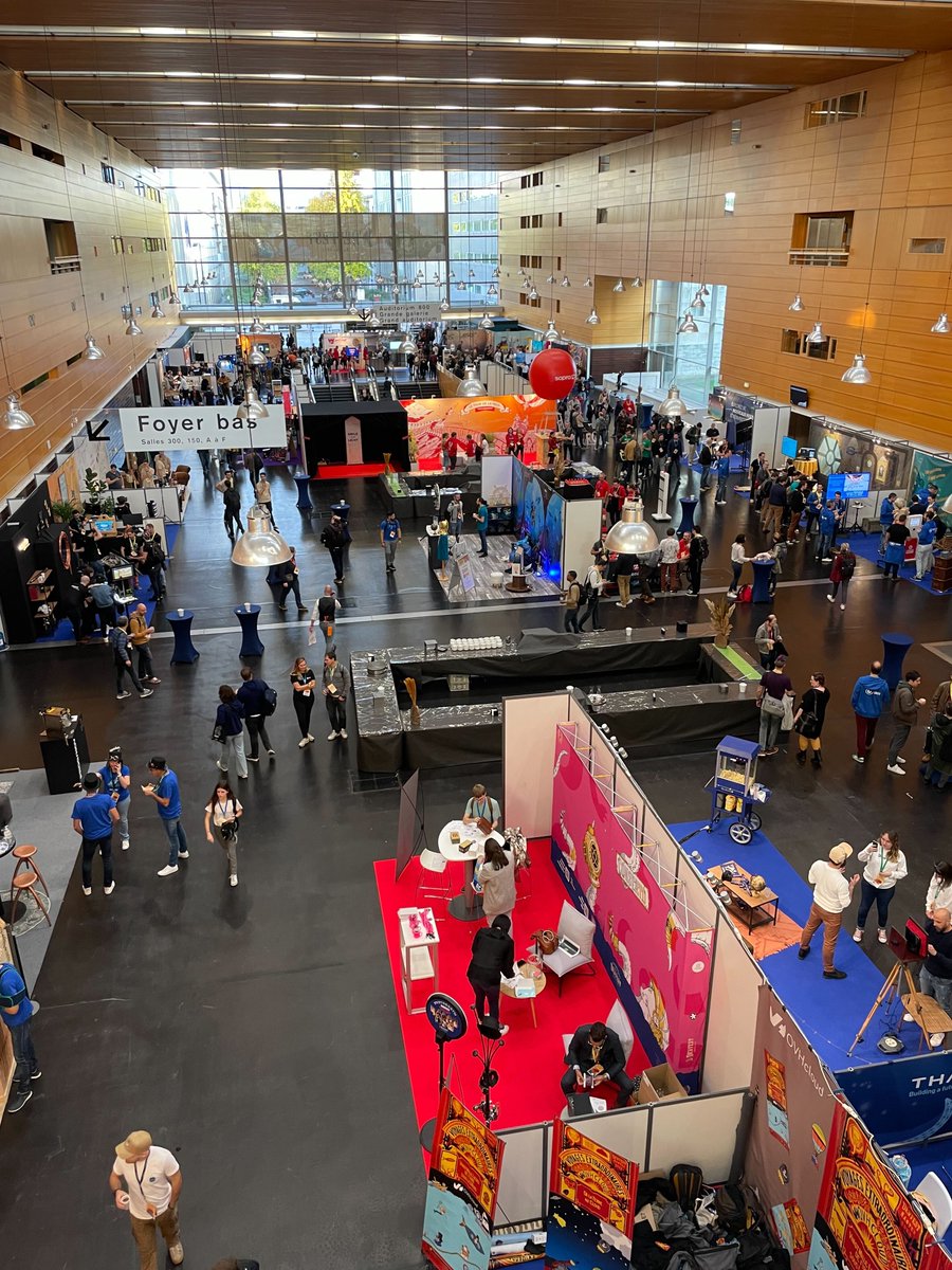 Depuis ce matin, les portes du DevFest de Nantes sont ouvertes. 🚨

C'est également l'occasion de retrouver notre Business Manager nantais, <a href="/LucasGentric/">Lucas Gentric</a> qui arpentera l'événement pour échanger et présenter les valeurs de HumanCraft 😉

#devfest #nantes #humancraft #developpeur