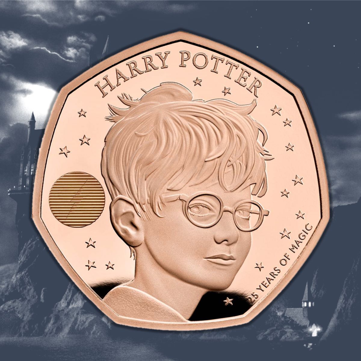 BritanniaCoinCo's tweet photo. Accio #HarryPotter 50p! We've conjured up a limited supply of the first #25YearsOfMagic coins from #TheRoyalMint (inc. gold, silver, coloured editions and BUnc coins) are online right now, all featuring #FfionGwillim's portrait of #TheBoyWhoLived 👉 https://t.co/AnHDb271v7 https://t.co/7tjUqZRmrD
