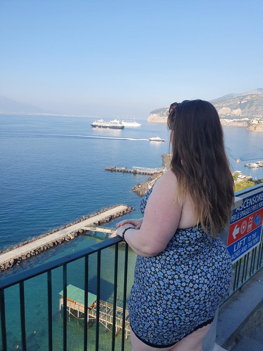 just thinking about the sea and my giant ass