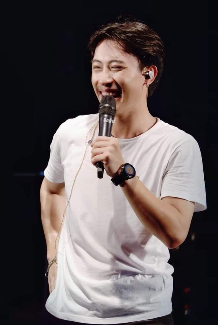 nooluk13's tweet photo. ขอให้ทุกๆๆวันมีแต่รอยยิ้ม💛💚#HappyLoveDayTND https://t.co/le977aDUG0