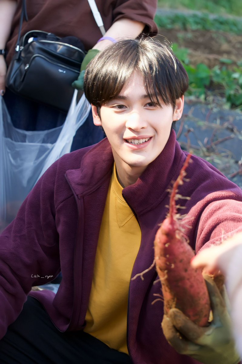 มัมหมีค๊าบ..น้อนเก้าขุดมันเก่งมั้ยฮับ😬 นี่!! #เก้าไปมันที่ญี่ปุ่น #number_9th