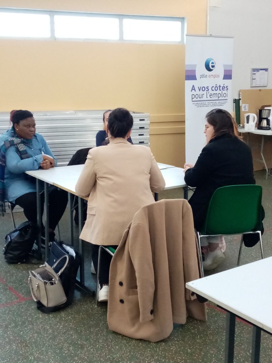 Ce matin, job dating inversé organisé @avecpoleemploi bassin #chartres et les 15 structures #insertion. 1️⃣8️⃣ salariés préparés, 9️⃣ entreprises présentes. Echanges riches et opportunités. 🎯 Un emploi à l'issue du parcours ✨<a href="/F_Gaussens/">Fabrice Gaussens</a> @poleemploi_RCVL
