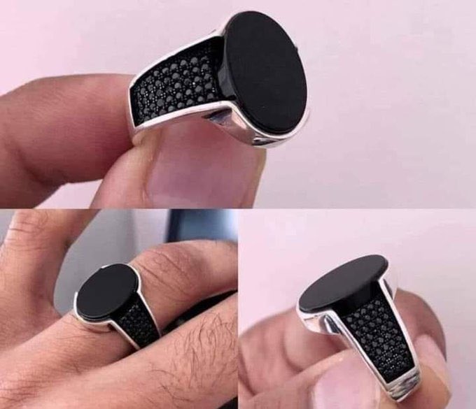 silver_home925's tweet photo. سحب على خاتم رجالي🖤
الشروط :
متابعة الحساب ✅و ريتويت للتغريدة ♻️
حظ سعيد 👍🏾 https://t.co/S1V7r4OnDY
