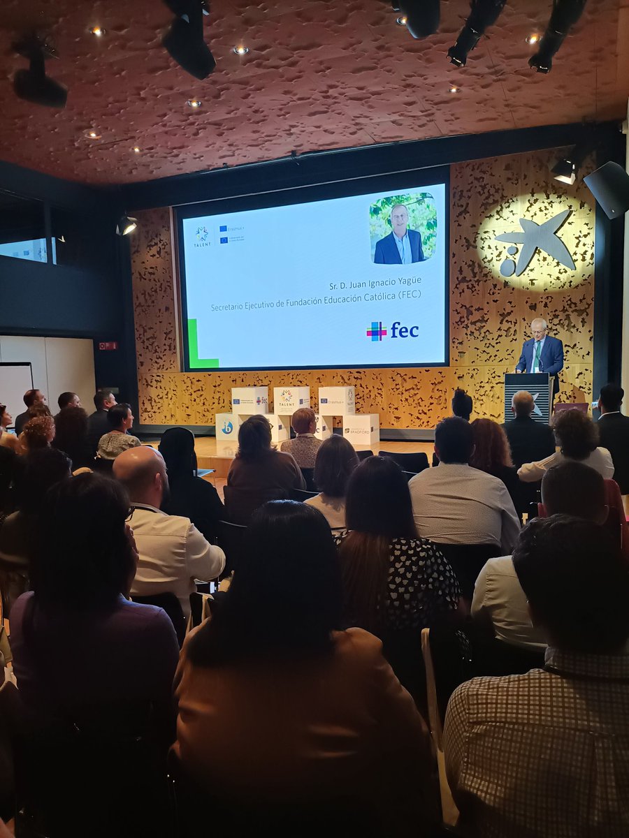 Existen muchas iniciativas de innovación educativa que fomentan el aprendizaje colaborativo en la educación obligatoria, pero no así en la secundaria. <a href="/juaniyague/">Juan Ignacio Yague</a>, Secretario Ejecutivo de FEC.