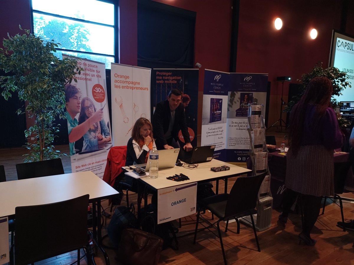RichardArnaud60's tweet photo. 6ème édition salon de l'entrepreneuriat à Creil.
Une nouvelle fois @OrangeHDF présent aux côtés de tous les acteurs de la création pour accompagner les futurs chefs d'entreprise.
Stands, conférences, conseils personnalisés... Nos courageux créateurs sont donc attendus nombreux 👍 https://t.co/cJpOhkw5zb
