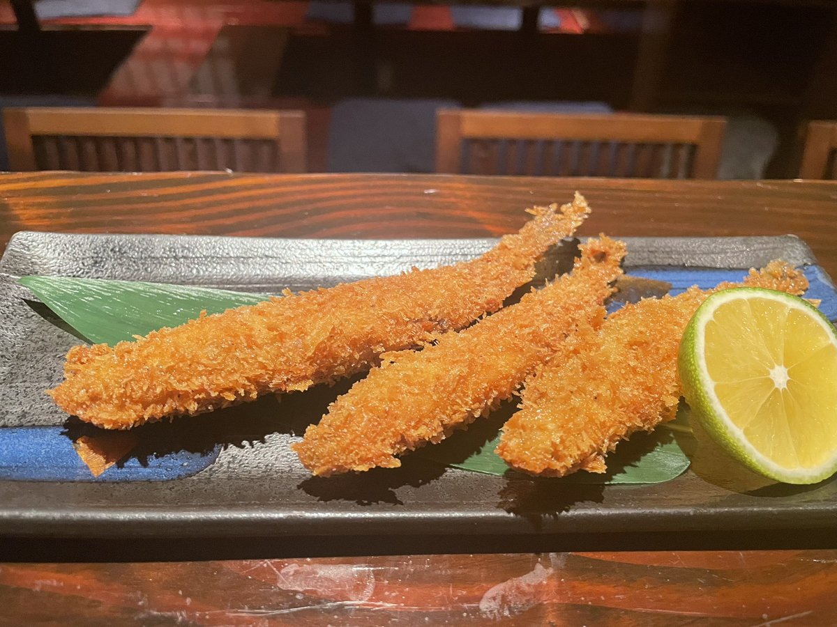 AunTuru's tweet photo. 今日明日とイクラ丼、おでん、��キフライ、本ししゃもフライと季節限定だらけでお待ちしております
因みに席状況はかなりゆったりしております https://t.co/XkGWC72wXq