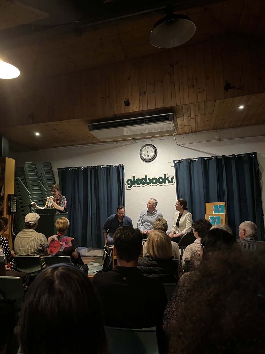 stephbond's tweet photo. The post-election debrief that I needed in May. Hilarious and inspiring. Fantastic @simonahac book launch at @Gleebooks last night. https://t.co/bvZDZ3JOJL
