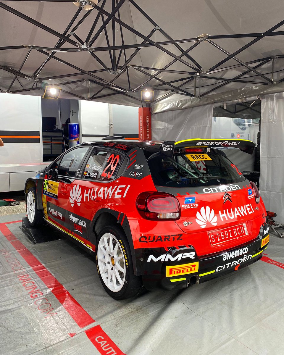 Cachon_Ale's tweet photo. Muy orgullosos de poder defender por primera vez en un rally de WRC2 los colores de @CitroenEspana y del @RallyeTeamSpain 🇪🇸. https://t.co/9ulvqy3kWM