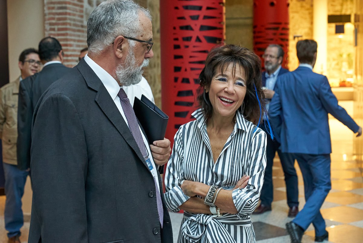 _ASTIC's tweet photo. #ASTICNET2022
¡Unas fotografías de la recepción & actividades!
Durante las Jornadas hemos podido disfrutar de torneos de Golf, Pádel así como actividades de networking o culturales con la visita al Palacio de El Escorial.
¡Esperamos que disfrutarais de las Jornadas! https://t.co/kcyyjKgi49