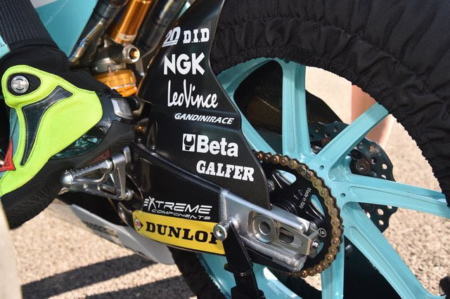 JAMPSD_STAFF's tweet photo. あの鈴木竜生選手の車両にも装着されている
GANDINI RACE‼️
世界の様々なレースシーンで見ることができる超有名なスプロケットメーカーです！
とてもおしゃれでかっこいい！！
大好評発売中です！！
#GANDINI #MotoGP #WSBK
#超かっこいいスプロケット
https://t.co/KKyTv50Jzs https://t.co/l0vHfXm4eO