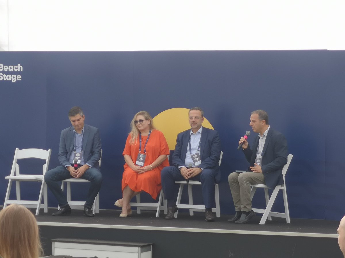 cyprusmail's tweet photo. 1st @techislandcy discussion is the Impact of government policy on growth of the #innovation ecosystem. Discussing initiatives & innovations of the governments, exchange experiences & show the tech impact on improving the quality of life.
#reflectfestival #Cyprus #CMatReflect https://t.co/aNssO5G4tW
