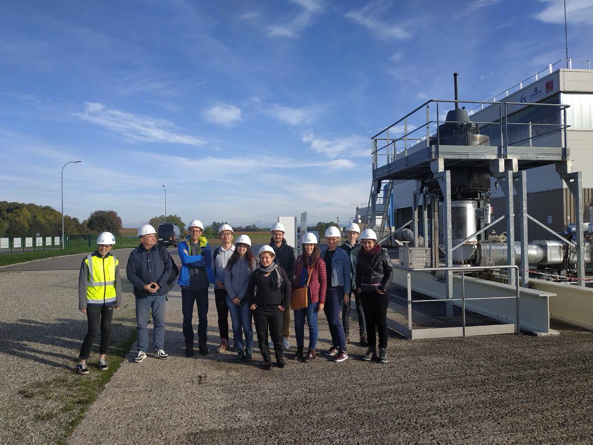 GeoRessources's tweet photo. DEEPSURF Conference, rdv incontournable sur les questions de gestion des ressources naturelles et de transition énergétique se déroule cette semaine. Chercheurs et doctorants de @GeoRessources y apportent leur expertise sur les usages du sous-sol pour la  transition énergétique. https://t.co/ZyceudYVhG
