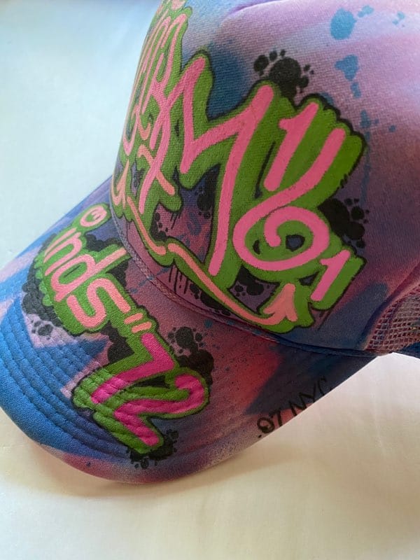 MRCPromotion's tweet photo. "WORM" "REAL" caps by @170Riff
#Stylewriter
#RIFF170
#CAPS https://t.co/JAMO5xAaif