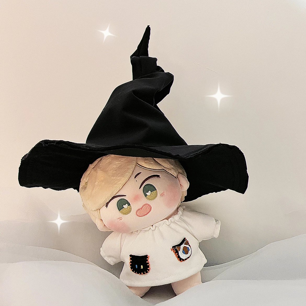 yiboxz85_'s tweet photo. 👻🌌 มาแล้ว!! ชุดฮาโลวีน มาในตรีมพ่อมดน้อยค่ะ doll 20 cm

𝙰  [ ชุด+หมวก+ไม้กวาด] 289.-
𝙱 [หมวก+ไม้กวาด] 159.-
𝙲 [สติกเกอร์ปักติดหมวก] 30.-

✅️ชำระสองรอบ ปิด23/10 
#มัมหมีรับพรี 

#สินค้าป๋อจ้าน #ตลาดนัดป๋อจ้าน #อี้ป๋อ #เซียวจ้าน #yibodoll #xiaozhandoll #ฮาโลวีน https://t.co/GIFDaspv2a
