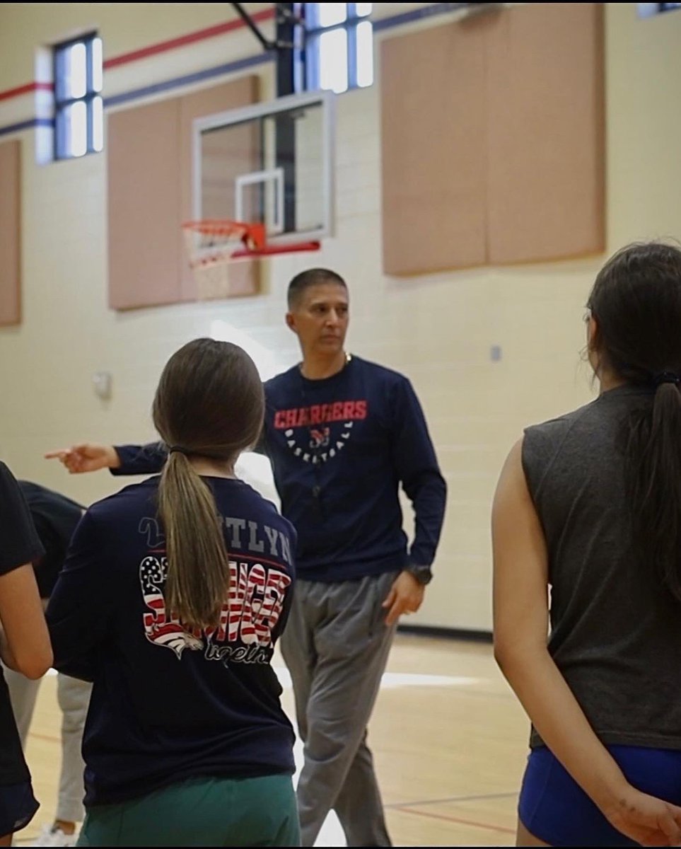 chargers_wbb_'s tweet photo. And just like that, basketball season is here! 🏀🏆 https://t.co/60zsMleS59