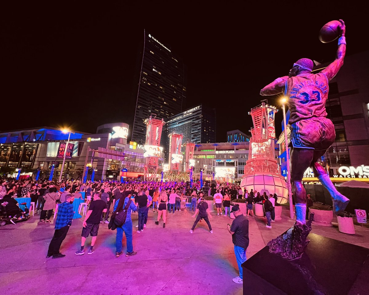 dylanosbornfilm's tweet image. The @adobemax #maxbash is one of the most uncomplicated ways to have a good time, because it’s literally a celebration of creativity. So glad it’s back at #AdobeMAX2022. Also, Steve Aoki 👍