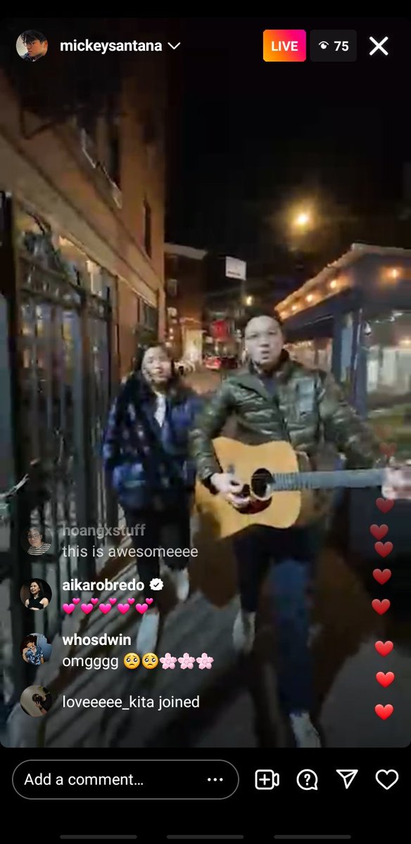inlovewithjpgr's tweet photo. Ate @aikarobredo  and ate @jpgrobredo  was watching kuya @mickeyswiftie 's live with ate @jillrobredo and ang galing kumanta!!! And ate aika and ate trish  are both so supportive 😩💞 https://t.co/eBYzdDT7oh