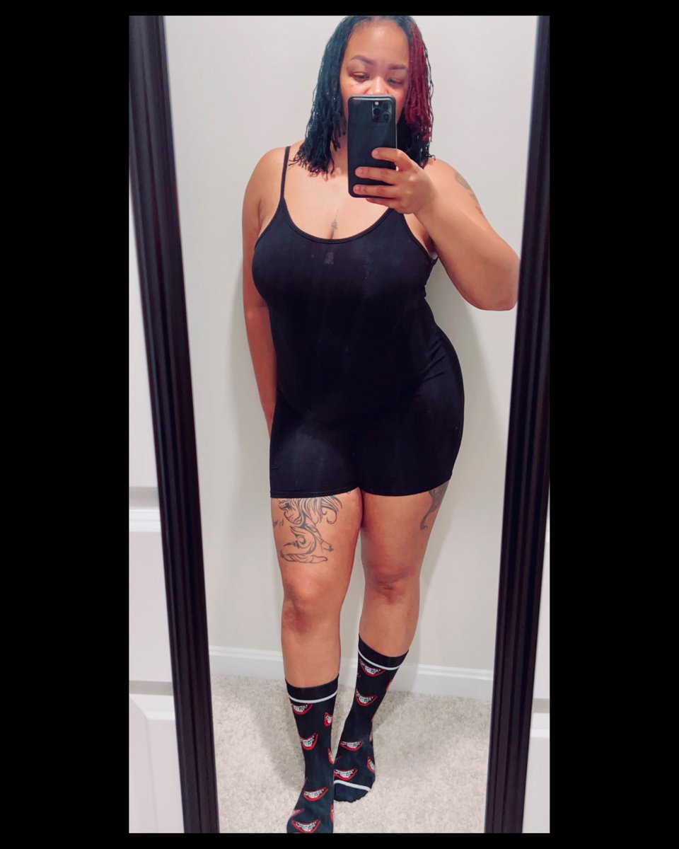 mslady1of1's tweet photo. Loving the skin I’m in and admiring this weight loss #womenover40 #naturallyme https://t.co/jxEqsH58pK