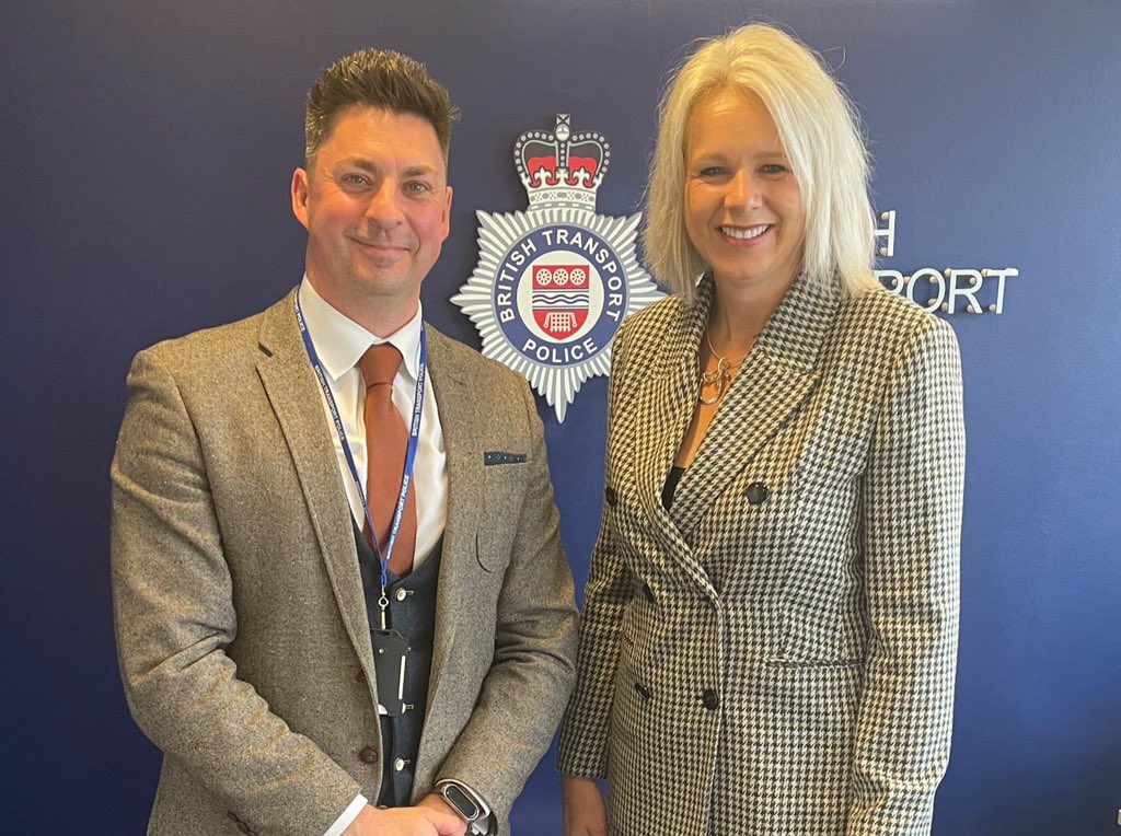kingy2611's tweet photo. Had a very privileged and inspiring morning yesterday meeting #btp CC @BTPChief . Thankyou so much for making the time to spend with me Maam. I am looking forward to working alongside you. Great to be back #btp #greattobeback #railwaycop https://t.co/1hD69v4xcr