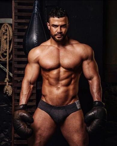 ខ្ញុំអ្នកស្រែសំរាប់អានផង​ មកពីស្រែមករត់ម៉ូតូឌុប tweet media