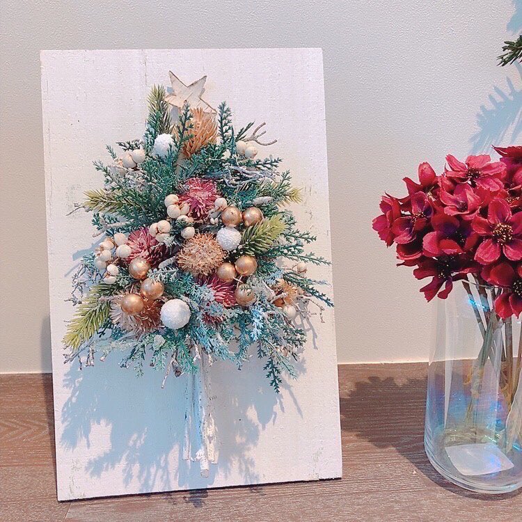 _jasminedoyle_'s tweet photo. .
手軽に飾れるクリスマスタペストリーや
お部屋を華やかに演出してくれる
クリスマスリースなど
たくさん入荷しました🎄✨
.
.
#雑貨　#雑貨屋
#津山　#岡山
#ジャスミンドイル https://t.co/l2OHYbqiKU