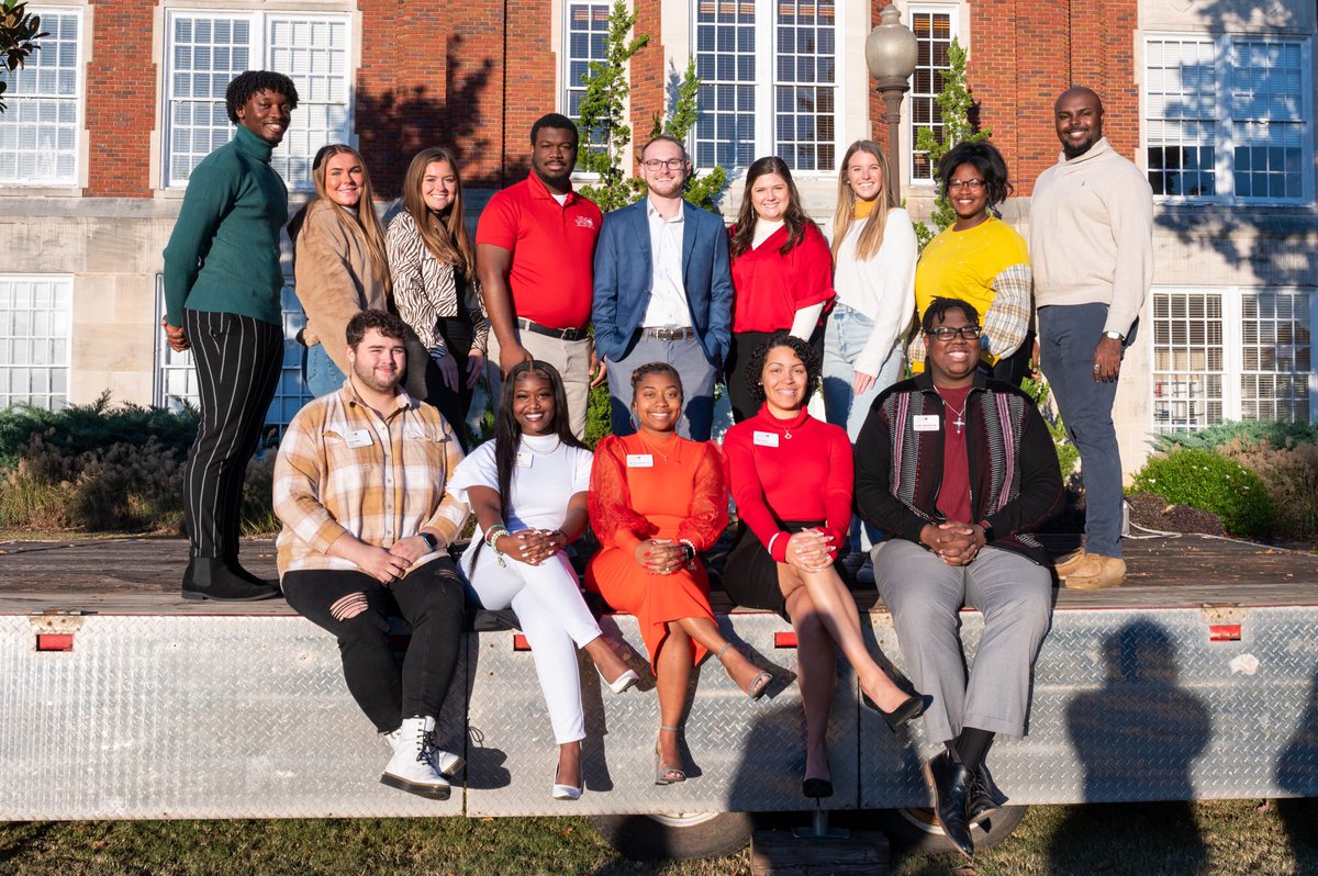 Hey Gamecocks! IT’S VOTING TIME AGAIN! You can vote by clicking this link jsu.edu/homecoming/hom… and clicking on “Vote Homecoming King and Queen”. In order to vote will need to click on the red "Vote for your 2022 Homecoming King and Queen" button. Winners will be announced @ 5.
