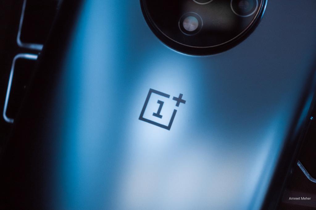 MeherAmreet's tweet photo. Beauty 🥵💙🐋
3 Years Old And Still Holding Good 🙌

#OnePlus #Blue #Oneplus7T #Oneplus7Series 
..
@OnePlus_IN 
@oneplus https://t.co/uvBnjF8r8Q