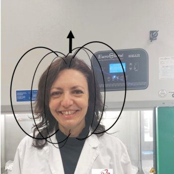 cnr_scitec's tweet photo. ๐ข# Meet Simona Tomaselli! Simona is a researcher at Scitec-Corti in Milan. She studies structure, function and interaction of proteins and peptides by NMR. She, also, tests antibacterial properties of new materials. #womenforSTEM #WomeninScienceDay 1 / 2 https://t.co/kVxo9T4jJt
