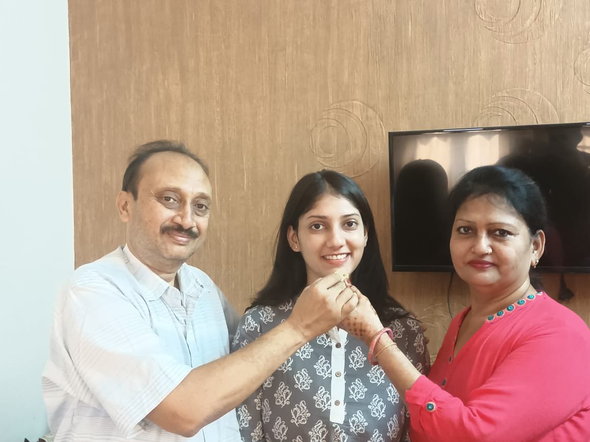 KewalDhillonPB's tweet photo. Our daughters are our pride.

Our two girls Deepali Singla and Shreya Bansal from #Barnala city have secured 4th and 14th positions in the Haryana Judicial Examination. 

Congratulations to the parents and teachers of both daughters. Best wishes for a better future. https://t.co/dTgPeOLzr7