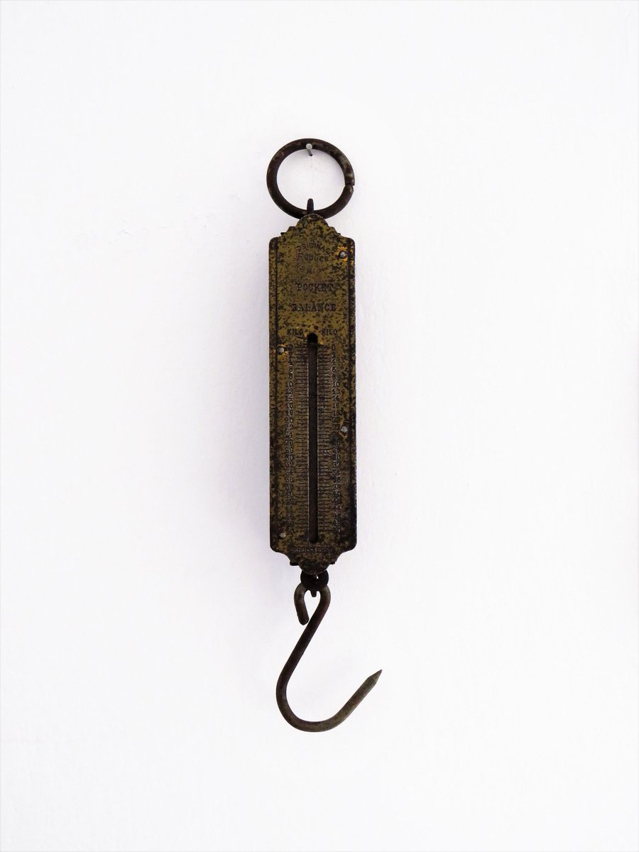 MaLanterne's tweet photo. Vintage Pocket Balance Scale, Antique Original REBURE Spring Balance Scale 50Kgs, Brass Face, Fish Scale, Home Decor, Made in Germany, 1920s https://t.co/gMkNi8vvj5 #Halloween #Antiques ##QueenElizabethII #Retro #Gifts #Backtoschool #FREESHIPPING #SpringBalance https://t.co/9uGBgNcRIo