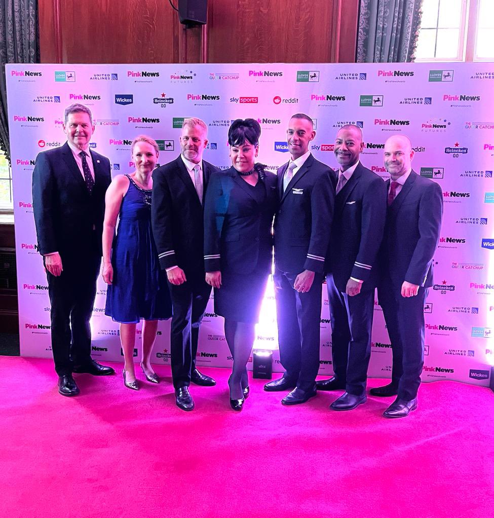 KevinComms's tweet photo. @united celebrating diversity and equality @PinkNews awards in London @weareunited https://t.co/BWDkYKgRyw