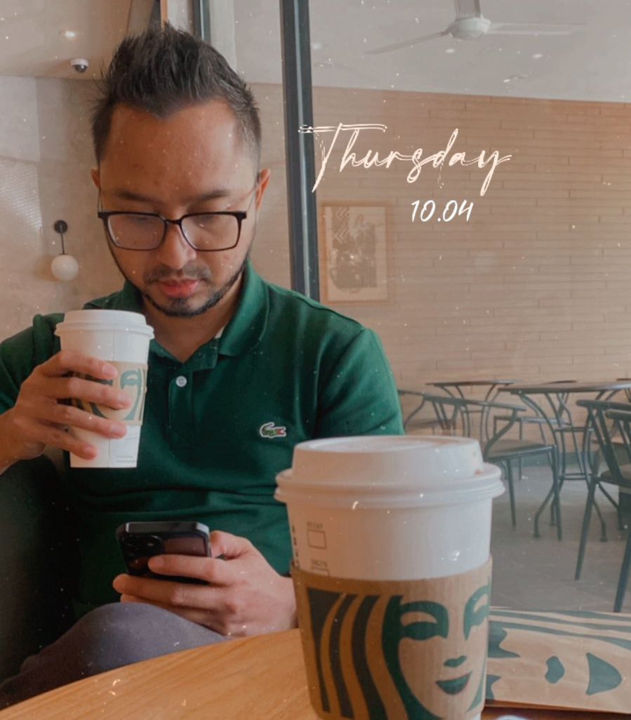 aan__'s tweet photo. Pumpkin spice latte jd kerasa beda abis baca thread waluh kukus. Ada campuran sedih dan emosi gara2 mbak yati bgst 🎃☕️😭😠 https://t.co/MMuZoSosmh