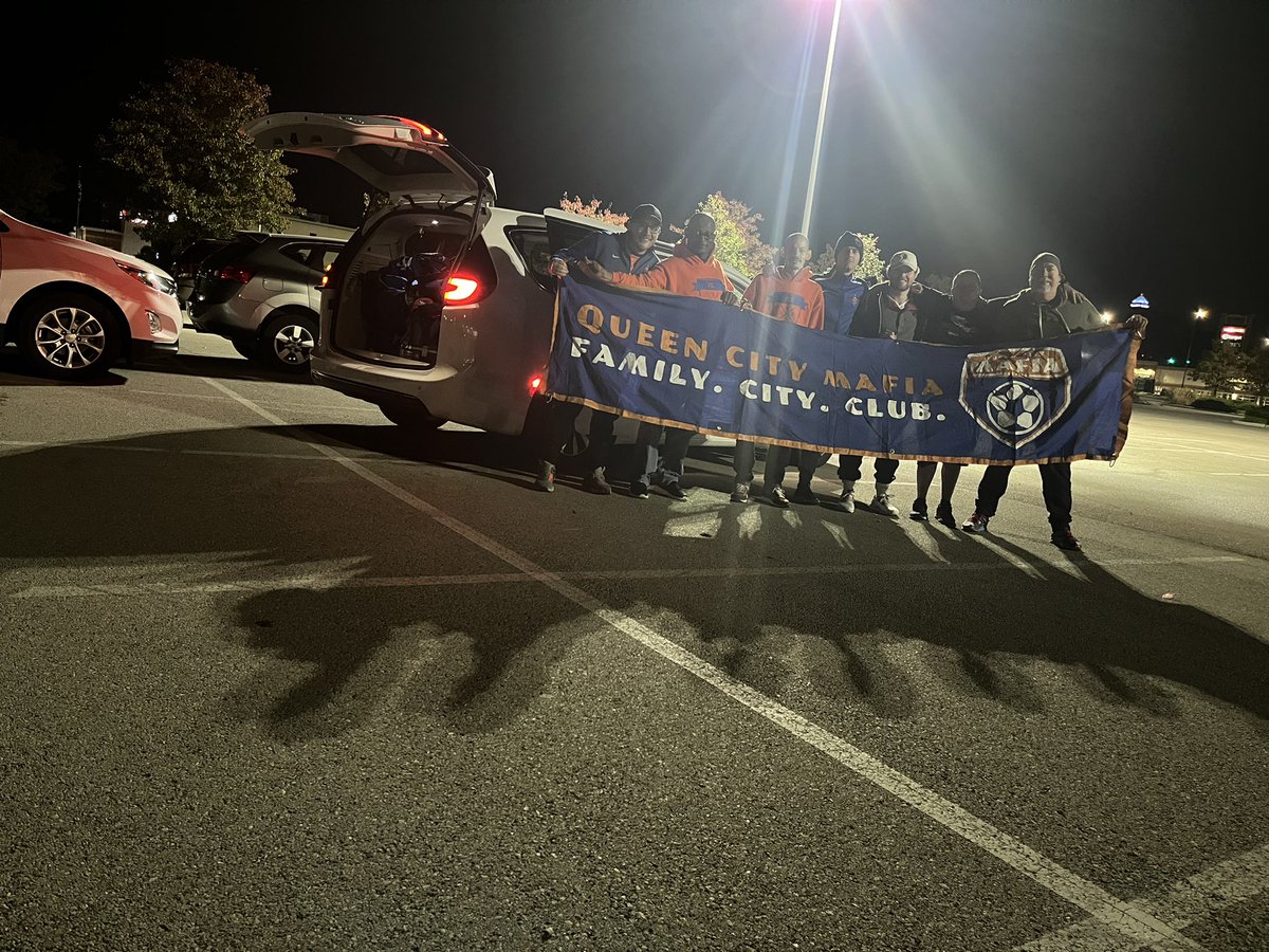 queencitymafia's tweet photo. The #MafiaRoadTrip #PartDeux is GO!!!!
Philly here we come!!!!
#QCM #EstIn134 #FamilyCityClub #AllForCincy #MLSCupPlayoffs https://t.co/ldvdfUnbTE