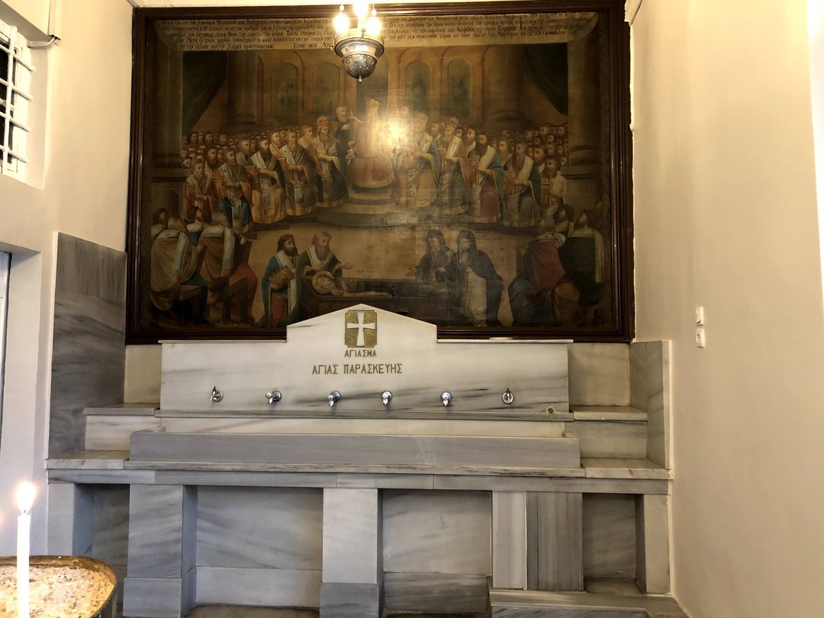 ssnmaz's tweet photo. Ayazması olan İstanbul Kiliseleri       Ayia Efimia Rum Ortodoks Kilisesi, 1694 yılında inşa edilmiştir. Doğu duvarında Ayia Paraskevi adına bir ayazma ve 1879 tarihli anıtsal bir ikona yer alır. Kilise  Kadıköy çarşı merkezindedir.  #istanbulunmekanları #kiliseler https://t.co/l7h5JHNpa5