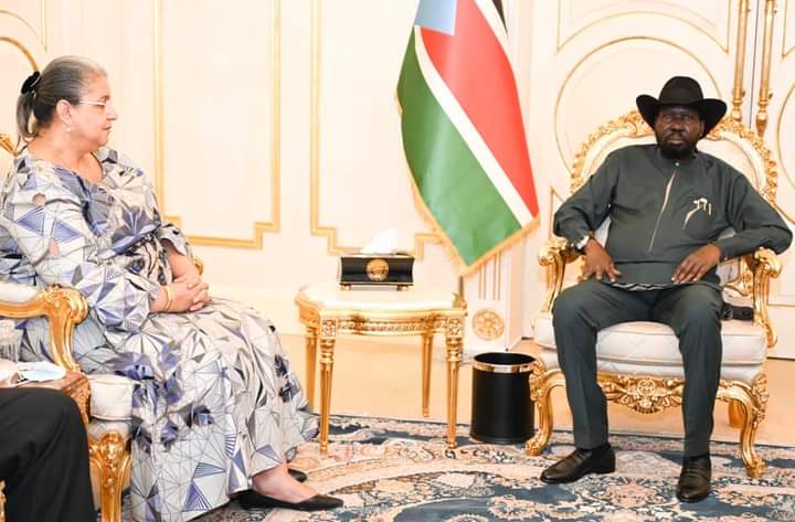 President Salva Kiir held a meeting with Hanna Serwaa Tetteh, the Special Envoy of the United Nations Secretary-General for the Horn of Africa to discuss the issue of Abyei and South Sudan’s mediating role in Sudan’s peace deal. @HannaTetteh