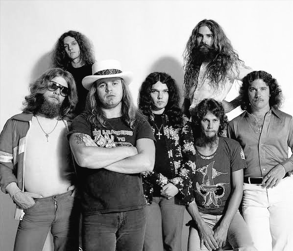 I'm at a bar now and it still hurts, 45 years ago today. 💔
October 20th 1977 #SkynyrdForever ❤️