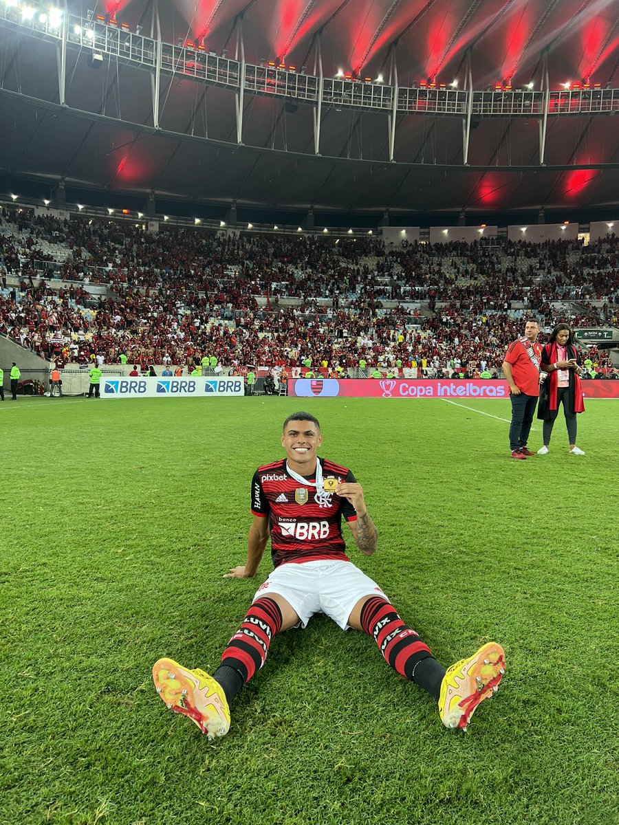 Mateusao9's tweet photo. Que seja o primeiro de muitos! Deus obrigado por tudo. Geração 2004 vem aí. 🙏🏻🙌🏻🏆 https://t.co/YwQ8U6nzsC