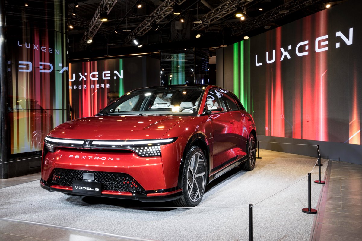 HonHai_Foxconn's tweet photo. We are pleased to be invited by LUXGEN to showcase the latest works of our open EV platform. Concept prototype EVs MODEL B & MODEL V are at Taipei’s SYNTREND Creative Park to meet the public!
#EV #MODELB #MODELV #HonHaiTechnologyGroup https://t.co/E5MgcRXJJs