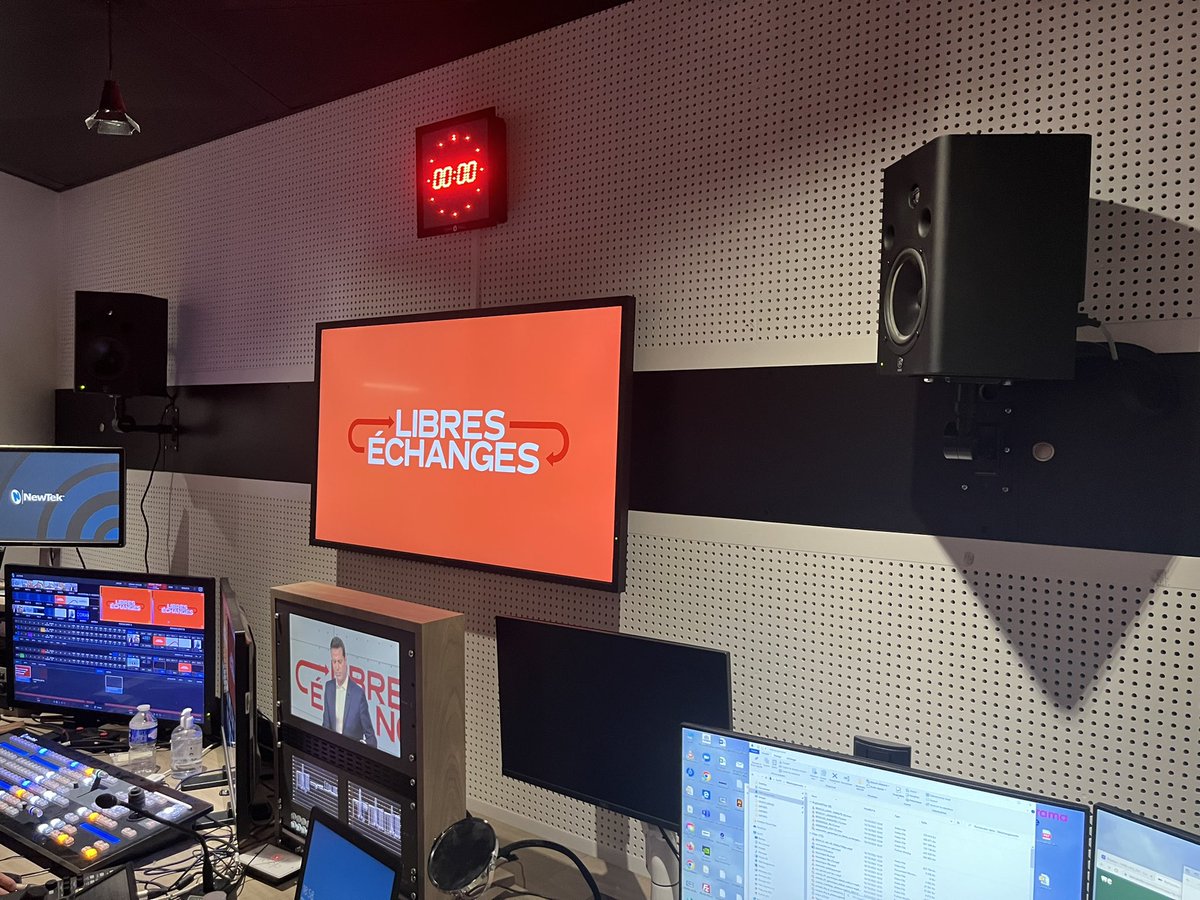 annegindt's tweet photo. Vendredi prochain à 18h sur @publicsenat, @VBedague sera la première invitée de la nouvelle émission de David Jacquot #LibresEchanges https://t.co/MWaiDo025h