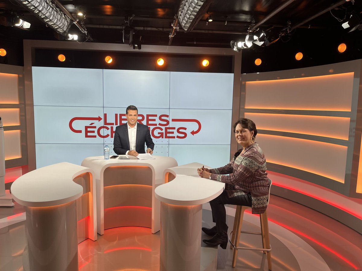 annegindt's tweet photo. Vendredi prochain à 18h sur @publicsenat, @VBedague sera la première invitée de la nouvelle émission de David Jacquot #LibresEchanges https://t.co/MWaiDo025h