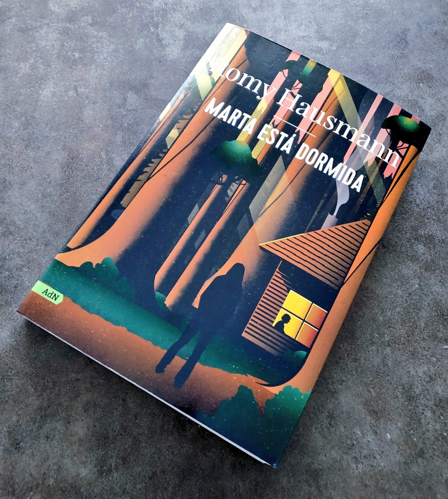 Hoy os hablo de MARTA ESTÁ DORMIDA de Romy Hausmann <a href="/AdNovelas/">AdN</a> ➡️ huellalibrosicc.blogspot.com/2022/10/marta-…