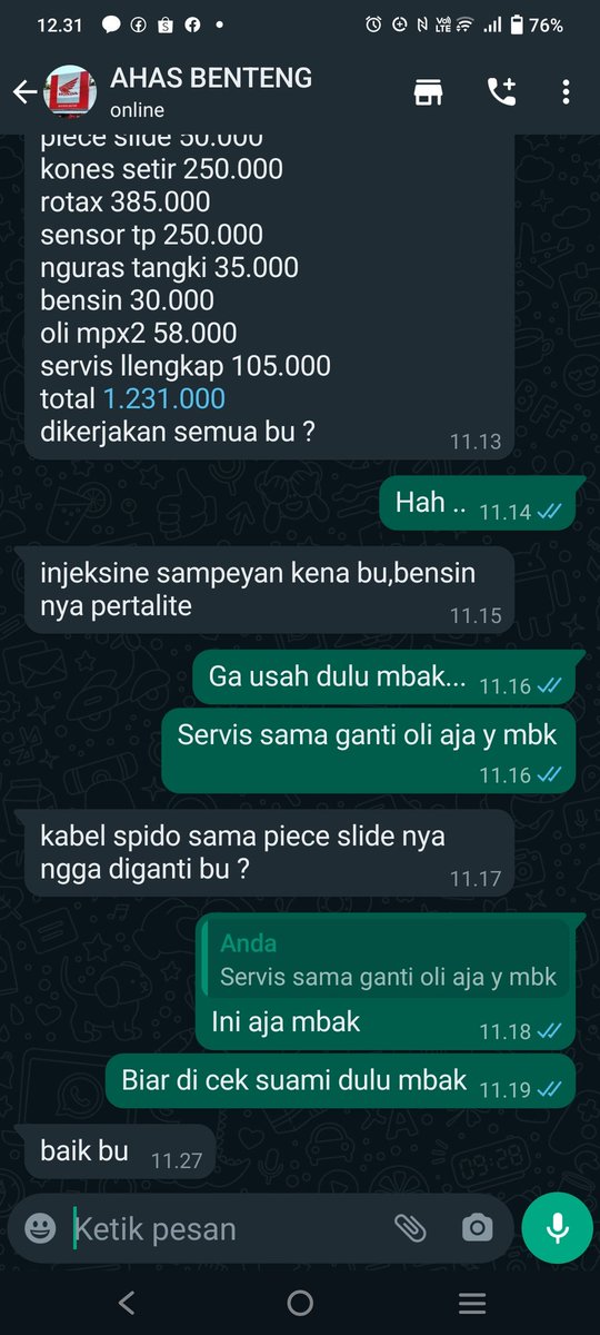 LiaFrans13's tweet photo. Lha kok gara2 pertalite? G masuk akal, brarti mengharuskan pake pertamax, terus kabel spido? Wong spido saya baik2 saja, 'cari-cari' y mbak @ahasshonda ? https://t.co/DesOkbr9p8