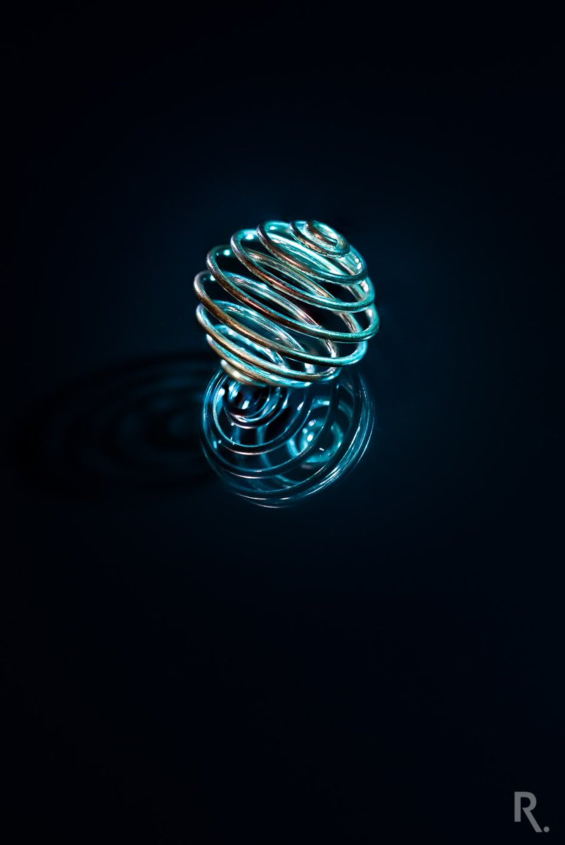 ronnieschuringa's tweet photo. @TheSneakyLens Simplicity …

#nikond850 #sigma105macro https://t.co/awCWCoBshz